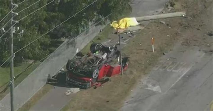 1 dead, 1 critically injured in wrongway crash in Oak Cliff