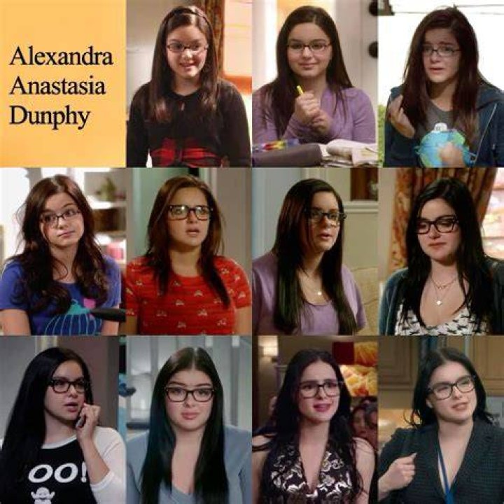 10 Times Alex Dunphy Described Your Life