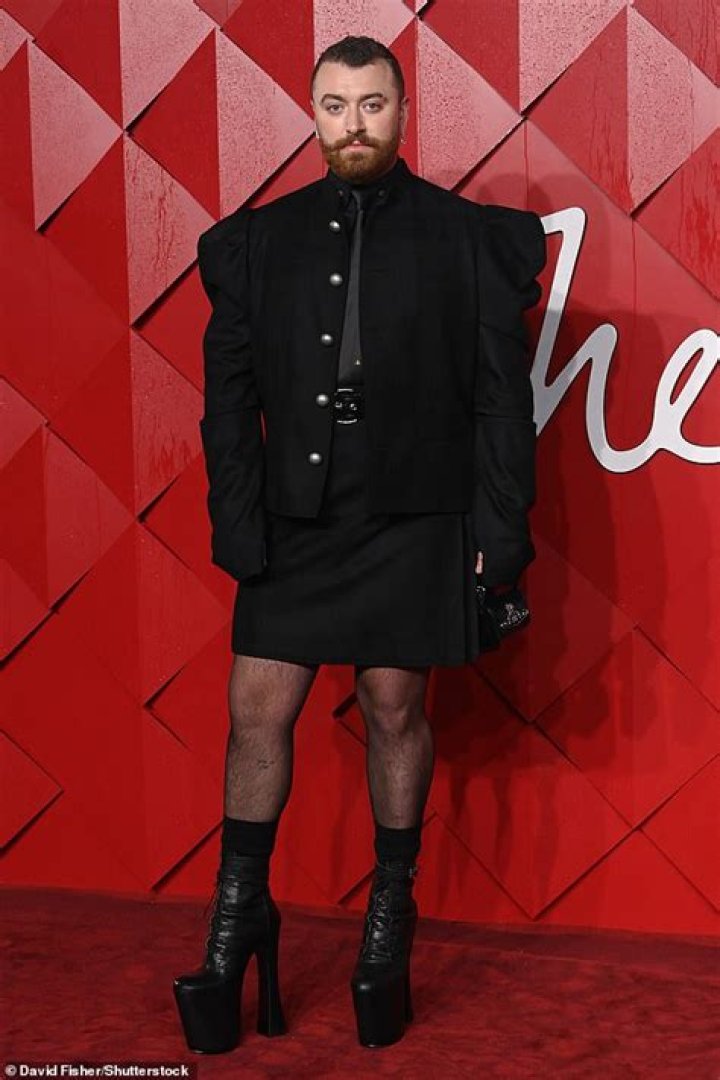 12 Reasons Sam Smith Is The Most ADORBS Guy In The Pop World Capital