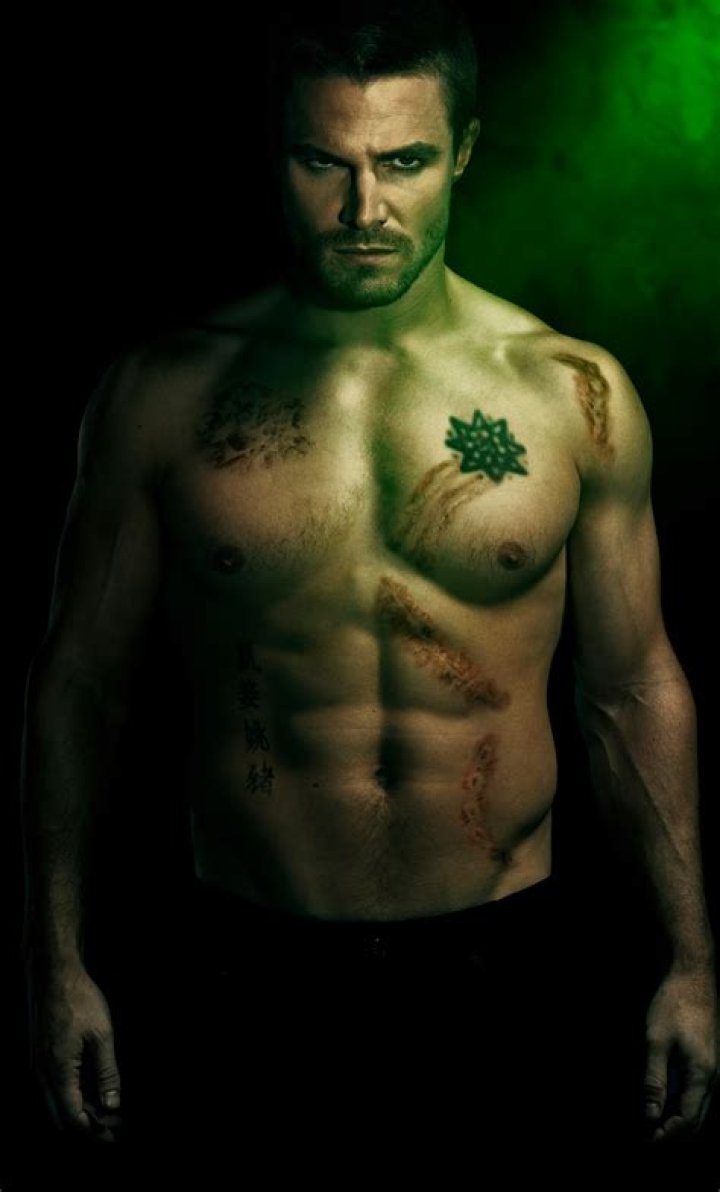 1280x2120 Stephen Amell As Oliver Queen In Arrow 4k iPhone 6+ ,HD 4k