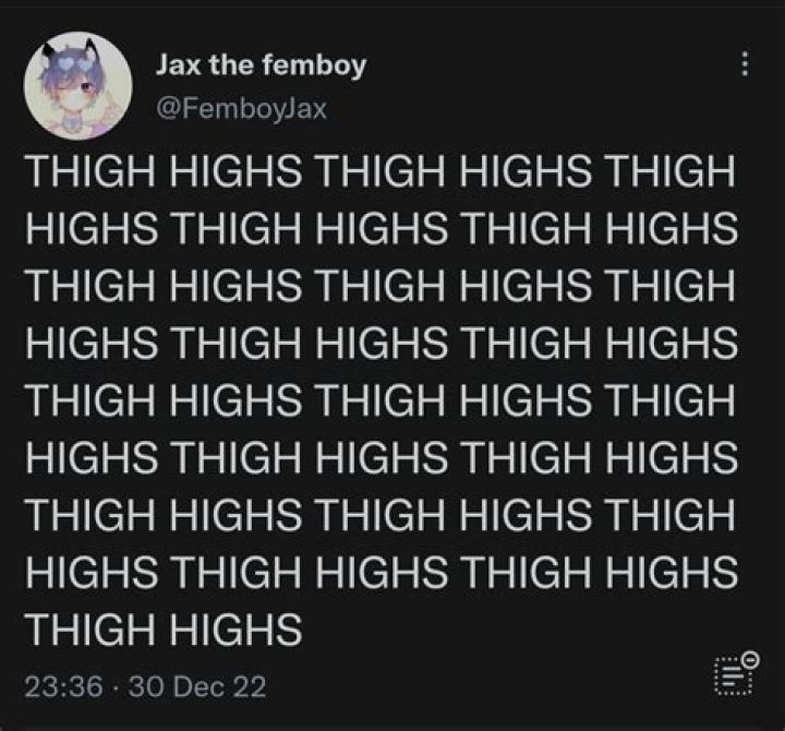 🤍 It&rsquo;s thick femboy time 🧡 r/fempark