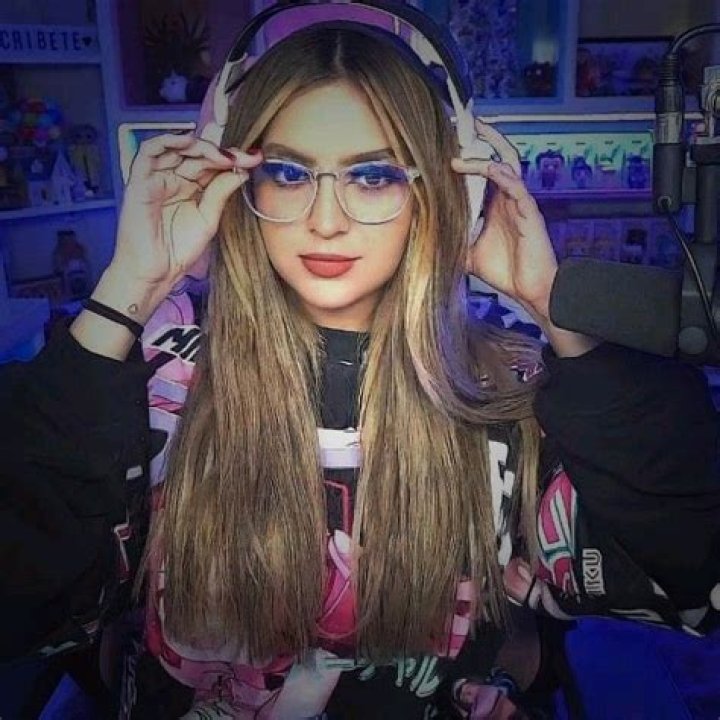 144 La mejor Chicas en TikTok Im&aacute;genes en Stylevore