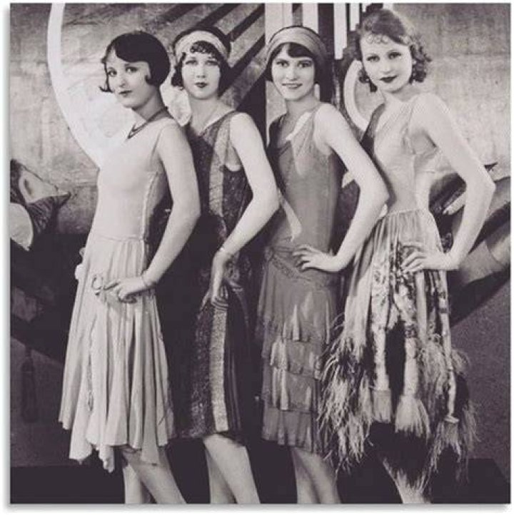 1920s flapper fashion. 1921 &hellip; 1920s fashion, Flapper style, 1920s photos