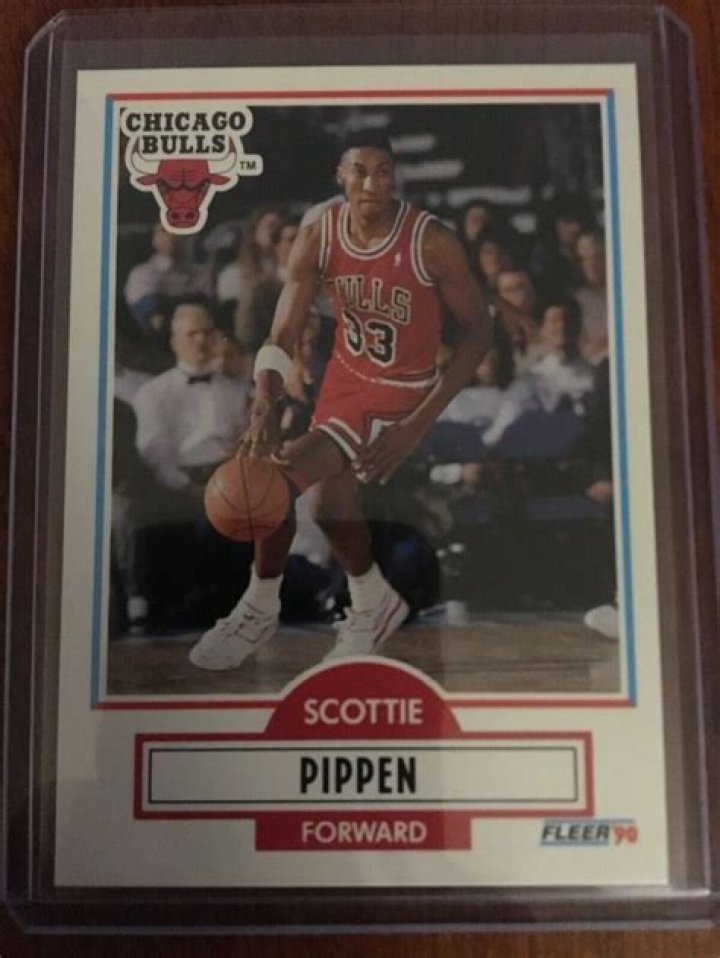 1990 1991 Fleer Scottie Pippen Chicago Bulls 30 Basketball Card PSA