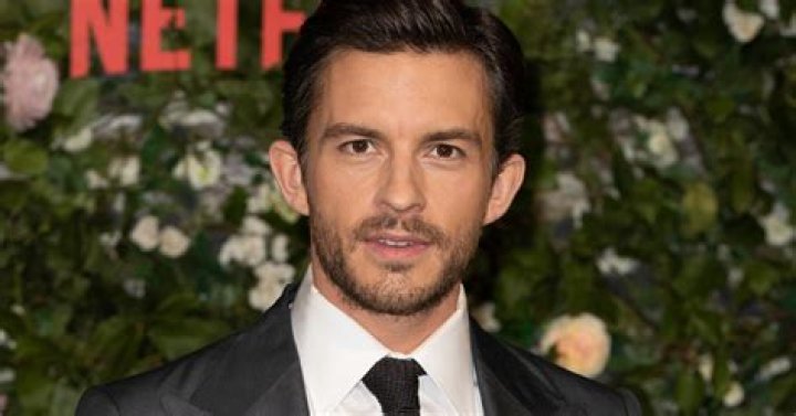 24 gay or bisexual actors who played straight characters