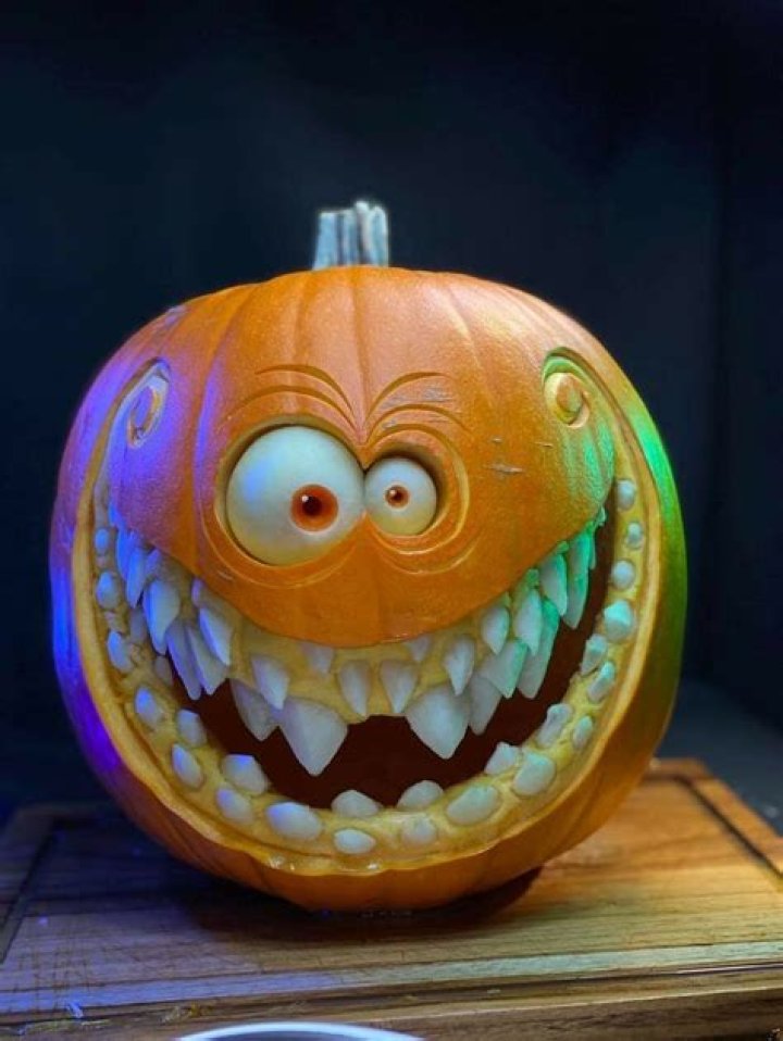 3D Halloween Pumpkin Carving Of Scary Spooky Clown Face