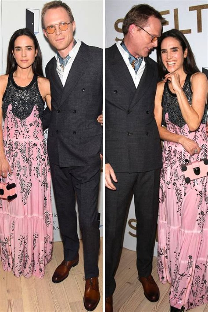 40+ Celebs Who Married Their First Love