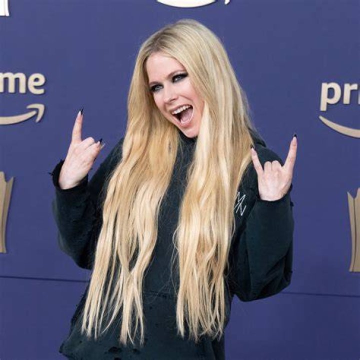 ღ*Young&hearts;Princess*ღ Avril Lavigne Photo (13727628) Fanpop
