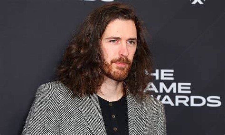 5 Best Moments of Hozier's 'Unreal Unearth' Tour