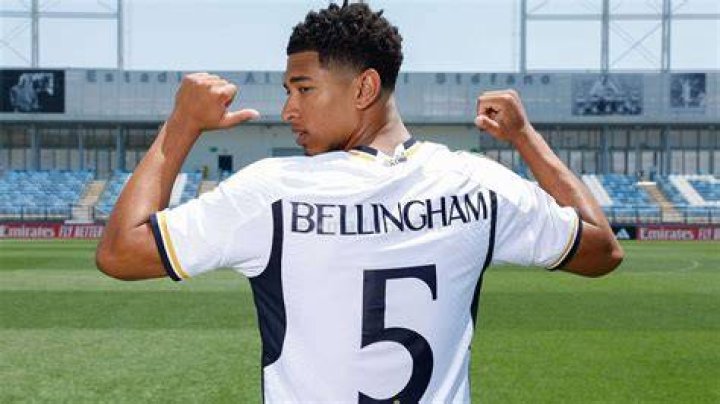 5 Pemain Sepak Bola Teratas yang Mempengaruhi Permainan Mereka