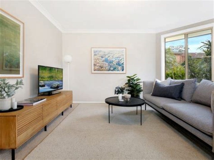 6 Amanda Place, Horsley, NSW 2530
