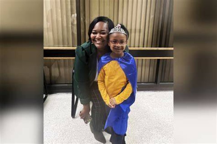 6yearold Mississippi girl honored for rescue efforts after her mother