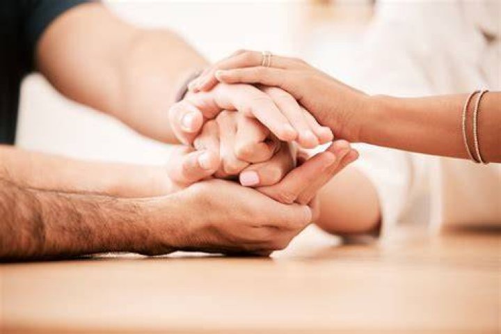 A Close-Knit Clan Of Love And Support