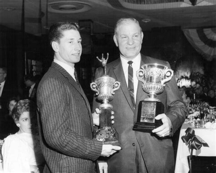 A VERY young Bobby Hatfield.