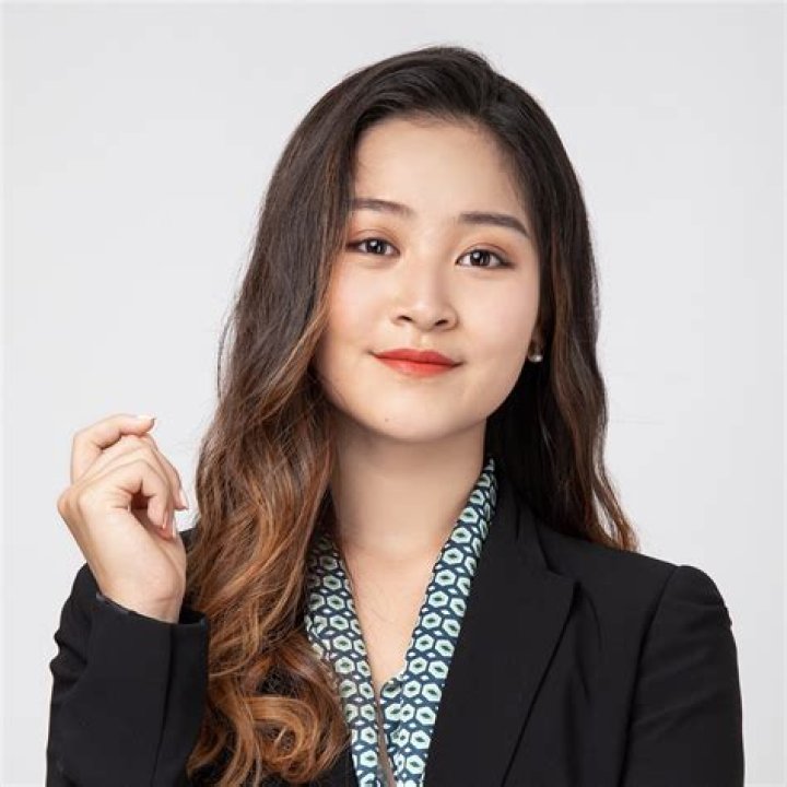 About Emily Yuan Medium