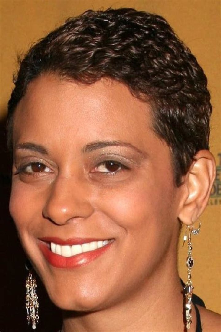Actor/Author CYNDA WILLIAMS GO BANG! Magazine