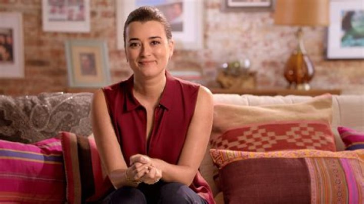 Actress Cote de Pablo Joins CDC's Inside Knowledge Campaign to Raise