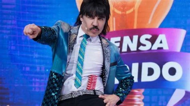 Adrian Uribe Fandango M&eacute;xico