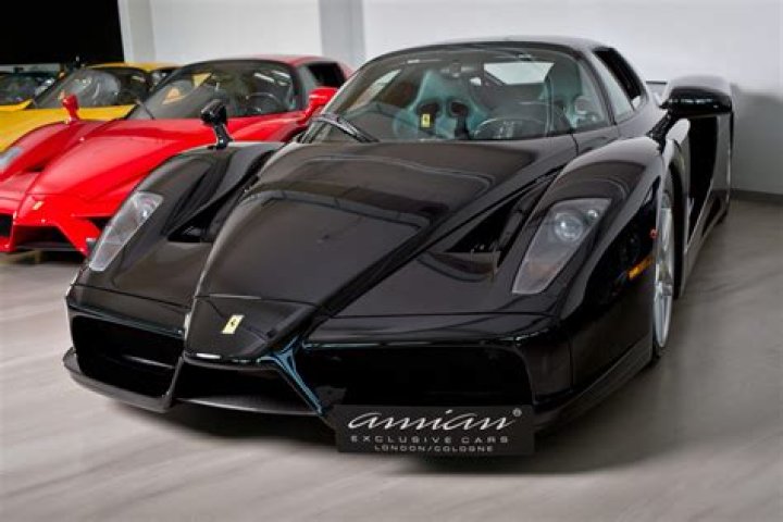Ajunge Inna pe blacklistul Ferrari? Romina Gingașu, soția lui Piero