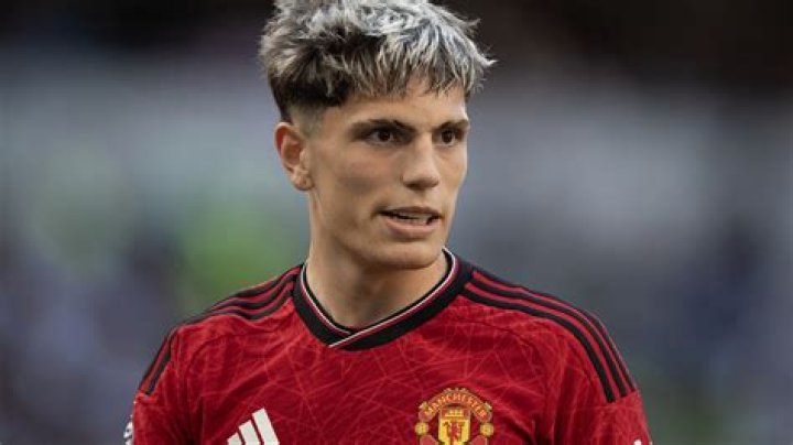 Alejandro Garnacho Height, Age, Weight, Trophies Sportsmen Height