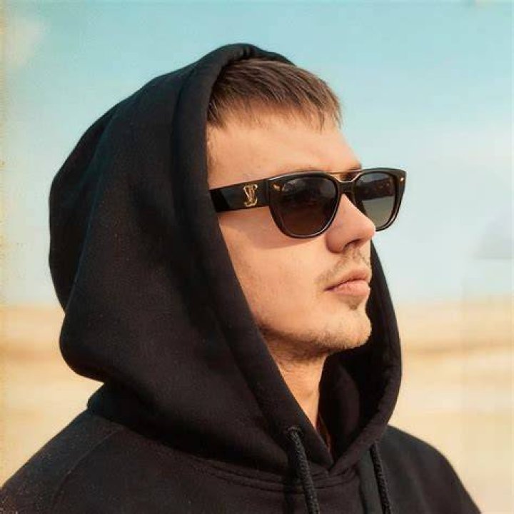 Aleks YouTube