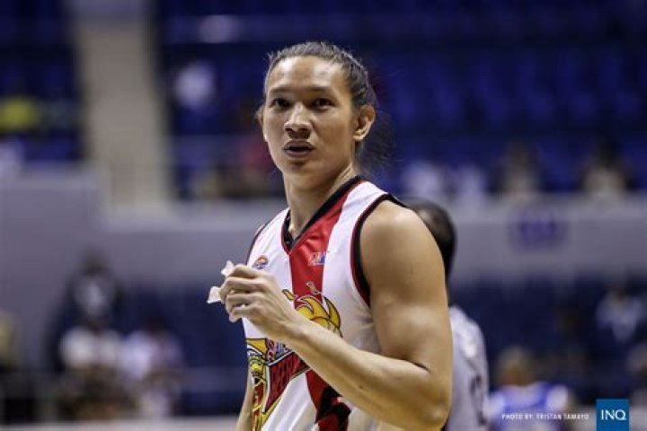Alex Cabagnot to miss few San Miguel games as he recovers from surgery