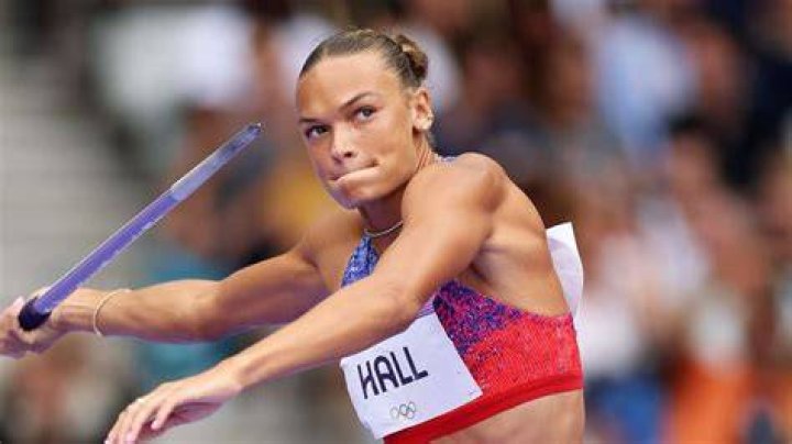 Alex Hall Ethnicity, Bio, Wikipedia, Wiki, Age, ExHusband, Boyfriend