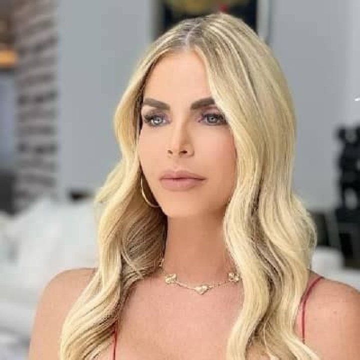 Alexia Nepola Bio, Career, Age, Net Worth, Nationality, Facts