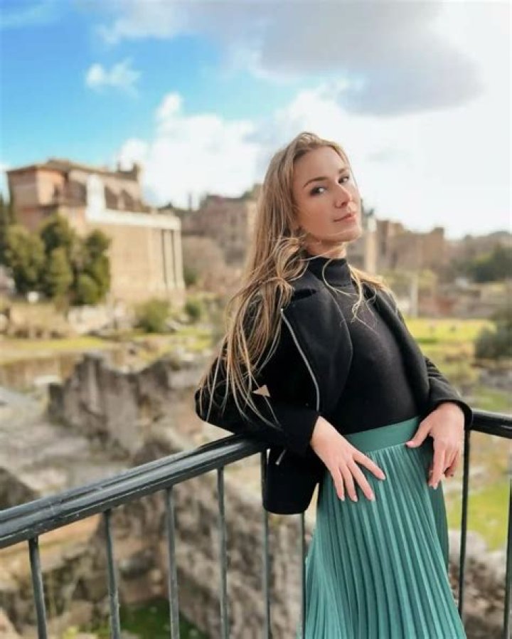 Alexis Crystal Wiki