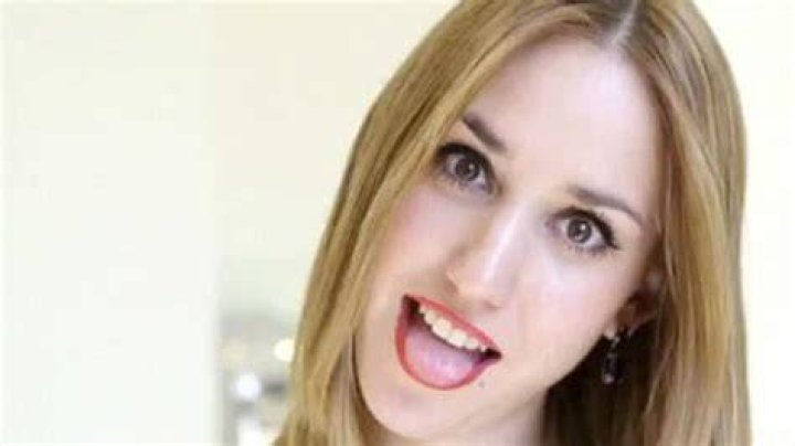 Alexis Killacam Lyrics, Songs, and Albums Genius