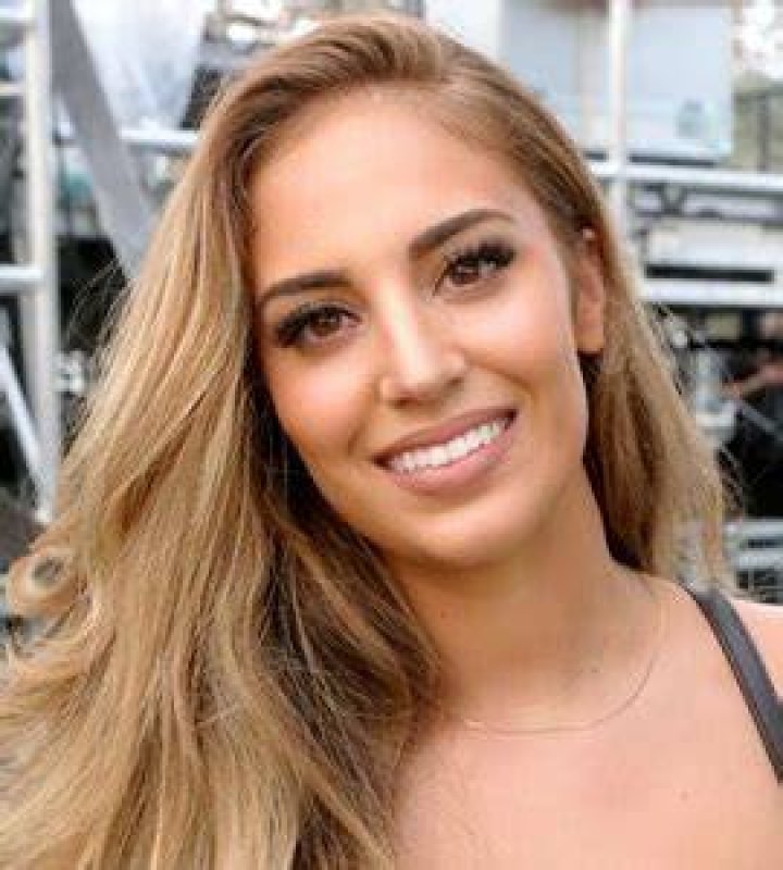 Alina Baraz Wiki & Bio Everipedia