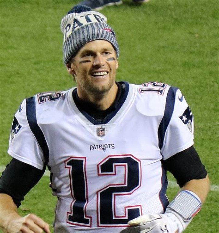All About Tom Brady's Sisters Maureen, Nancy and Julie Brady