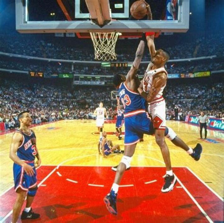 All good, No good Scottie Pippen&rsquo;s amazing slam dunk on Patrick Ewing
