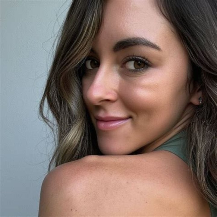 Ally Mayy (allymayyrose) Snapchat Stories, Spotlight & Lenses