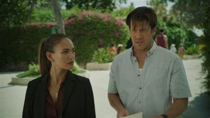 ALMOST PARADISE Actress Samantha Richelle on Season 1 of the new