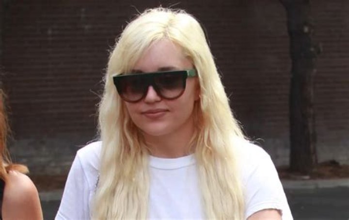 Amanda Bynes Shares Rare Photo Amid 'Quiet on Set' Documentary Parade