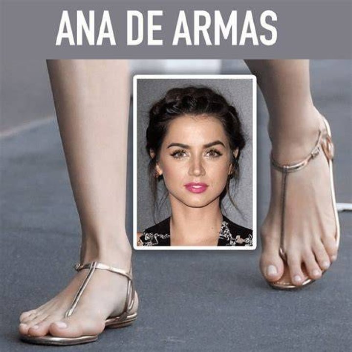 Ana de Armas Pictures and Bio