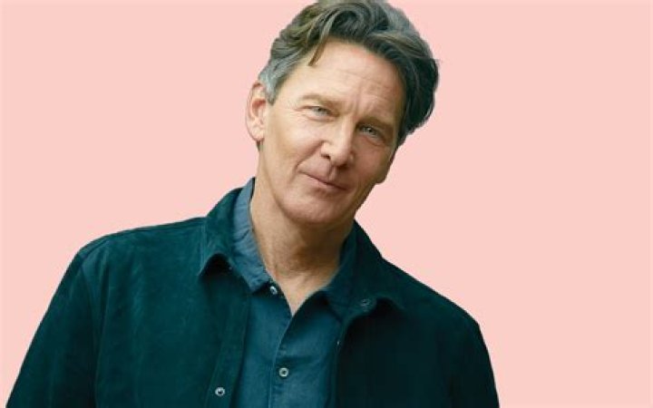 Andrew McCarthy Wiki , net worth, age, height, family & more facts