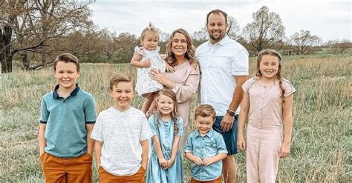 Anna and Josh Duggar Are Expecting Baby No. 7