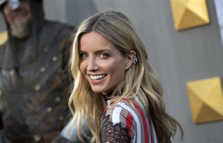 Annabelle Wallis Actress, Soundtrack
