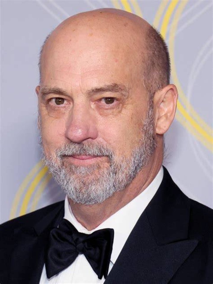Anthony Edwards Actor Net Worth 2022, Age, Wife, Children, Height