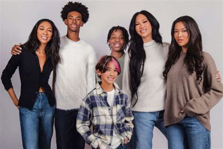 Aoki Lee Simmons: Born Into The Spotlight