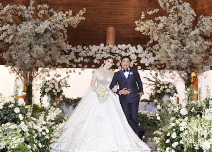 Ara Mina tied the knot with her fianc&eacute; Ang Pinoy