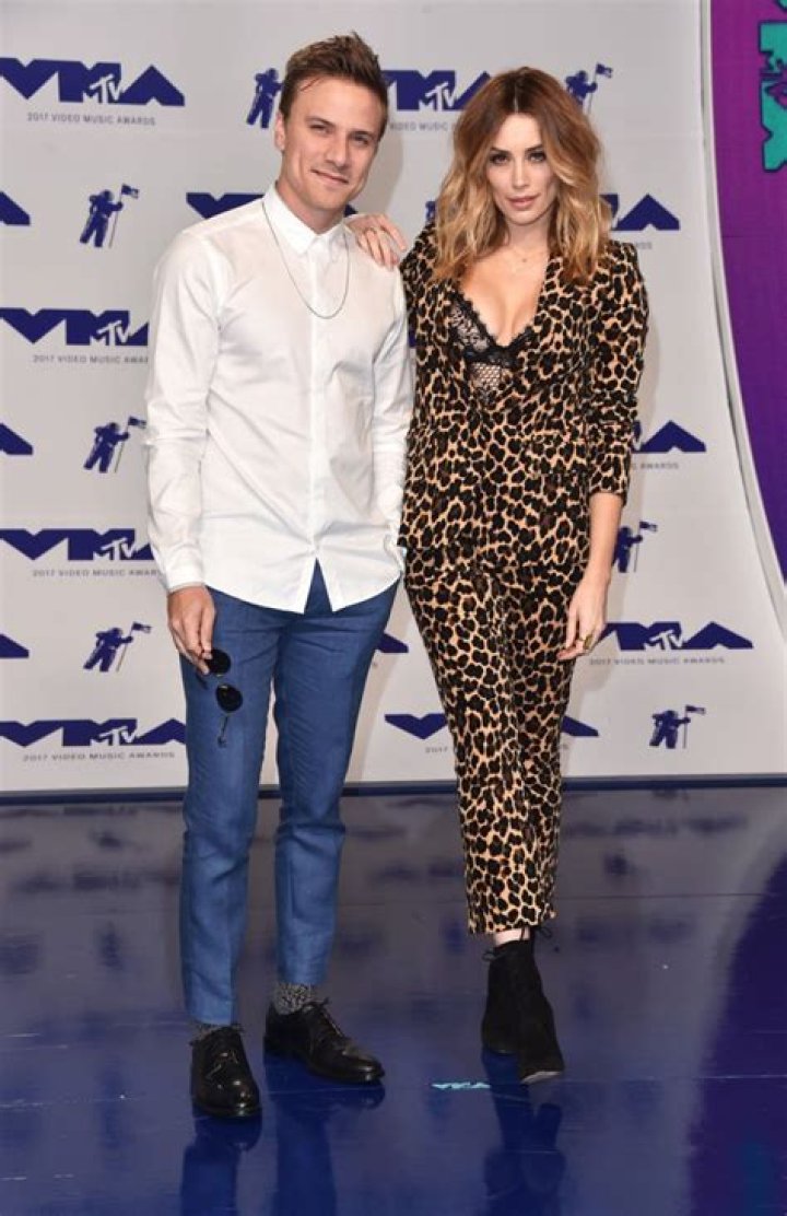 Arielle Vandenberg MTV Video Music Awards in Los Angeles 08/27/2017