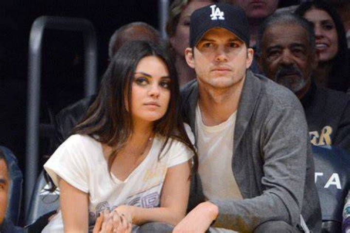 Ashton Kutcher, Mila Kunis Married Wedding Pictures Mila Kunis, Ashton