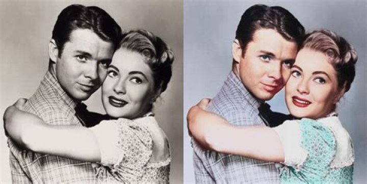 Audie Murphy and Lori Nelson (looks like his mother) Classic