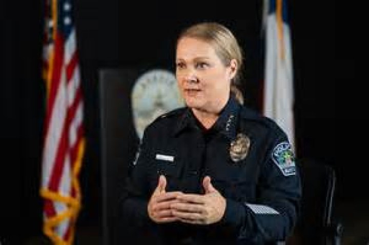 Austin, Texas anticop policies lead to hourslong waits for 911 calls
