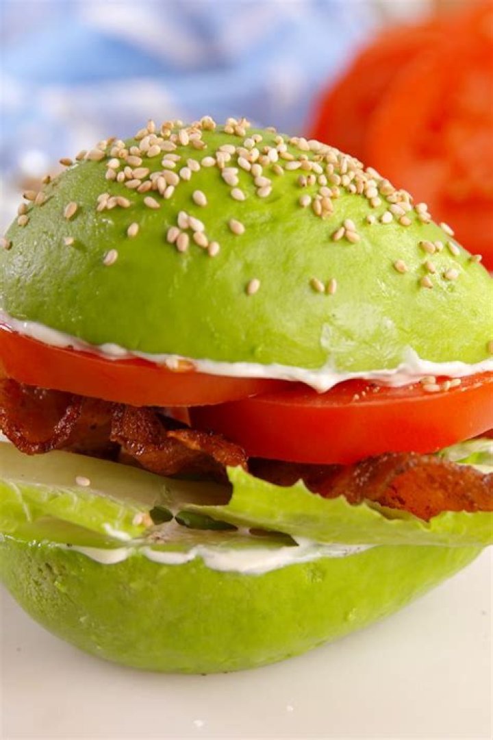Avocado Bun BLT Recipe Cook.me Recipes