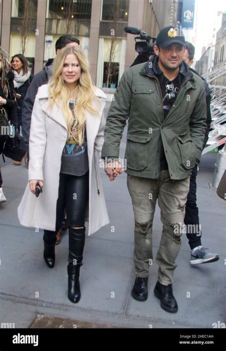 Avril Lavigne and Phillip Sarofim Out in Beverly Hills 11/06/2018