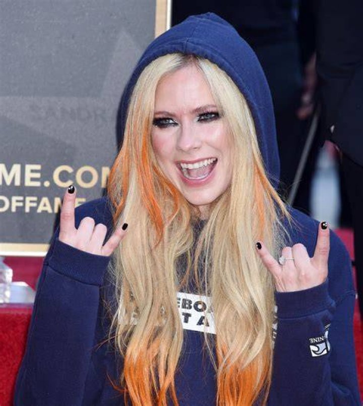 Avril Lavigne Says 'It's Been a Long Recovery' as She Announces New